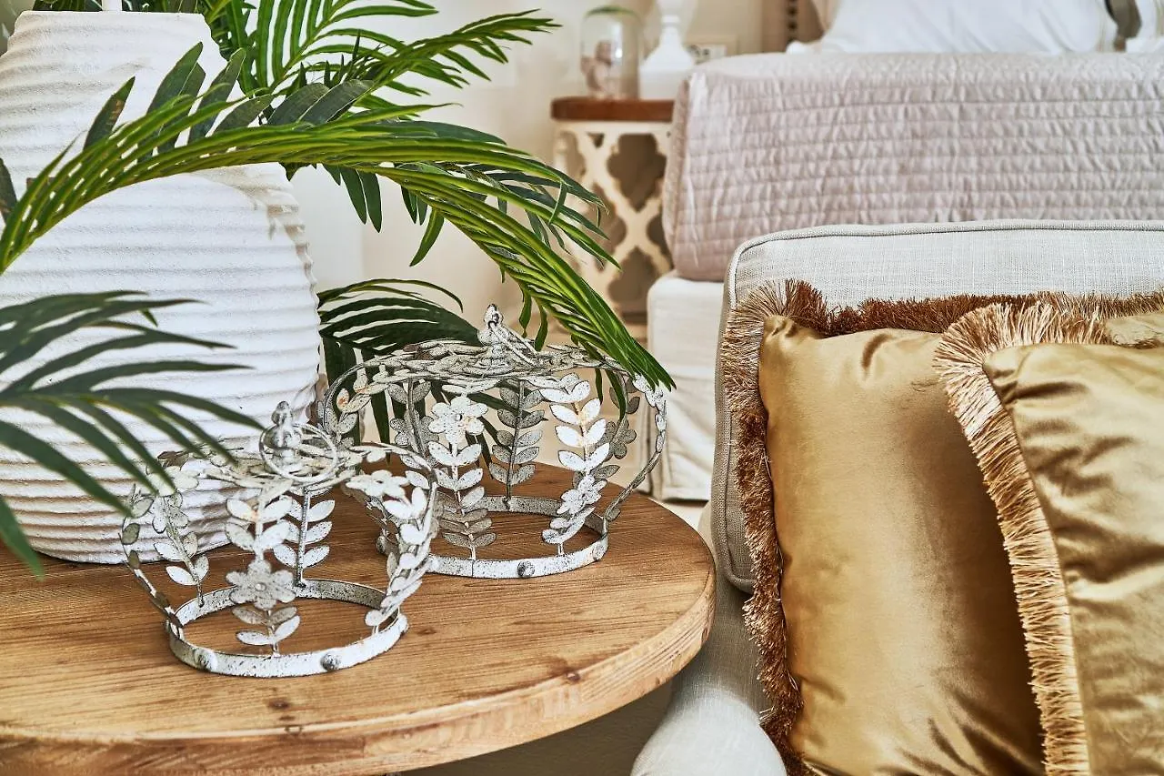 Aqua Mykonos Suites - Adults Only تورلوس
